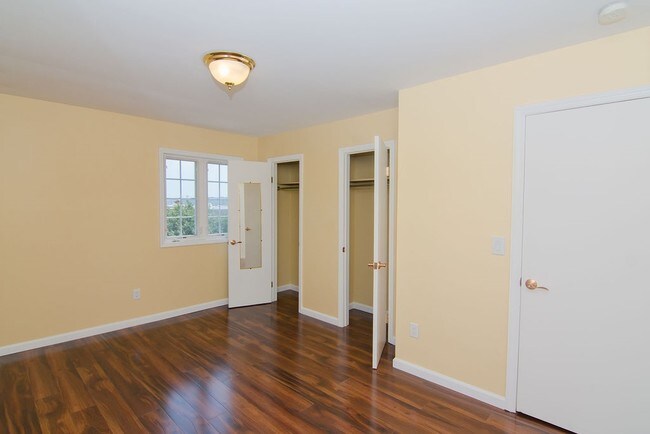 Foto del edificio - 78 Isabella Ave