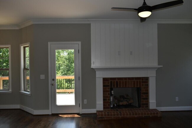 Building Photo - 3 Bedroom + Finished Bonus for Rent in Ool...
