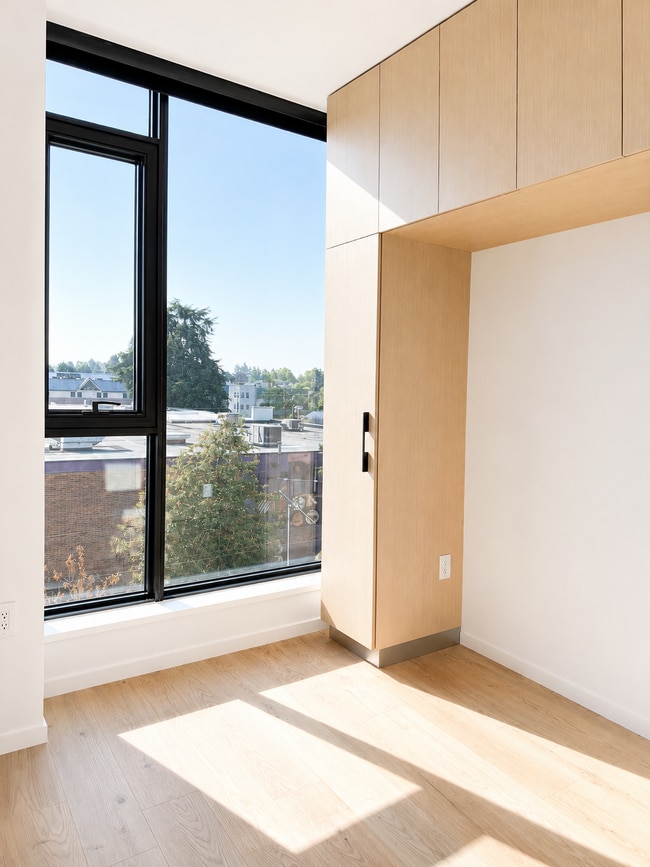 Building Photo - 5189 Earles St