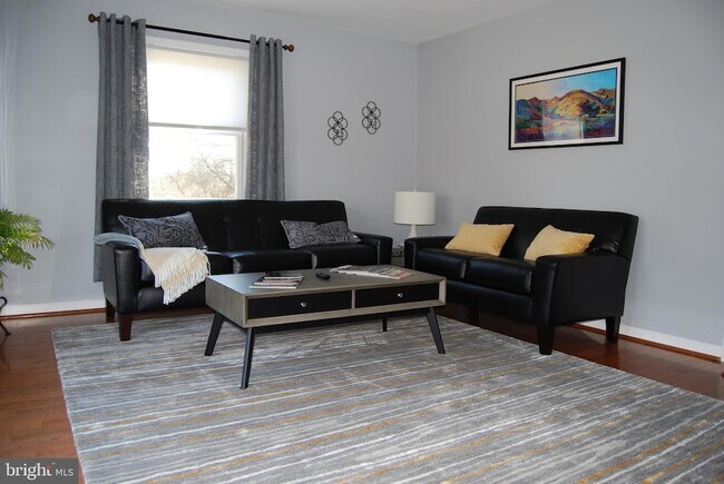 Building Photo - 6860 Engle Molers Rd