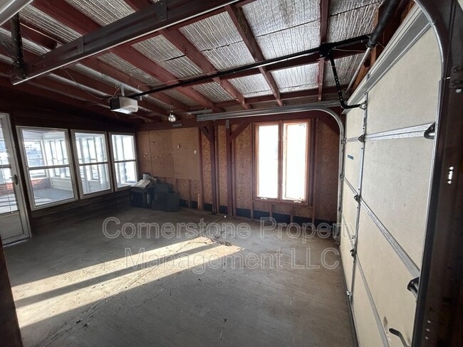 Foto del edificio - 1011 Cedar St