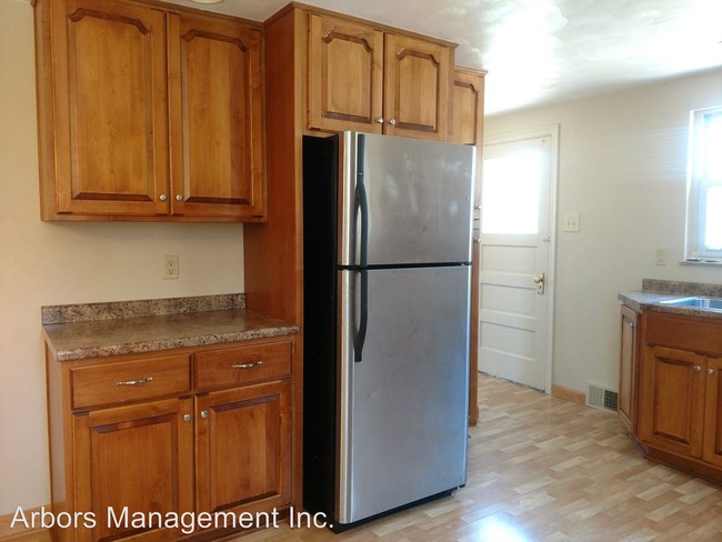 Building Photo - 4 br, 2 bath House - 2509 Milford Drive