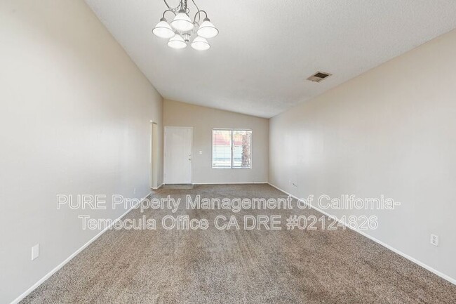 Foto del edificio - 27700 Connie Way