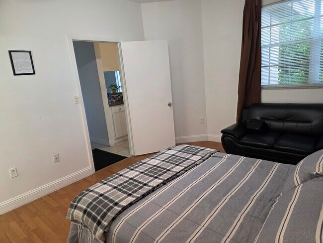Foto del edificio - 1821 NW 96th Terrace