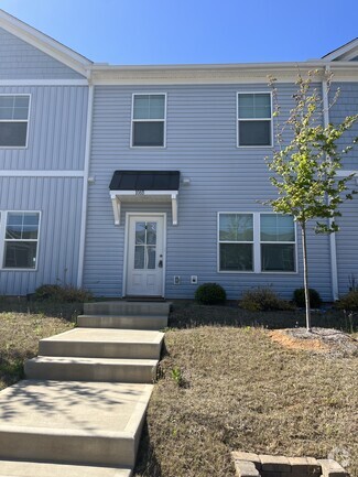 Building Photo - 108 Dogwood Village Trl