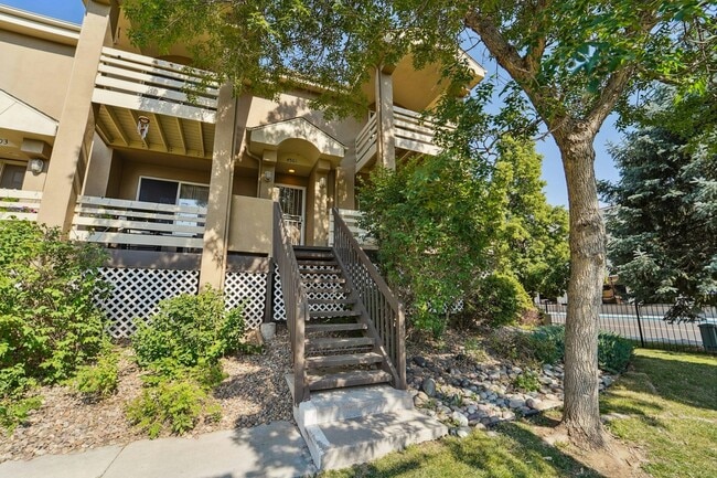 Photo - 4501 E Kentucky Cir Townhome