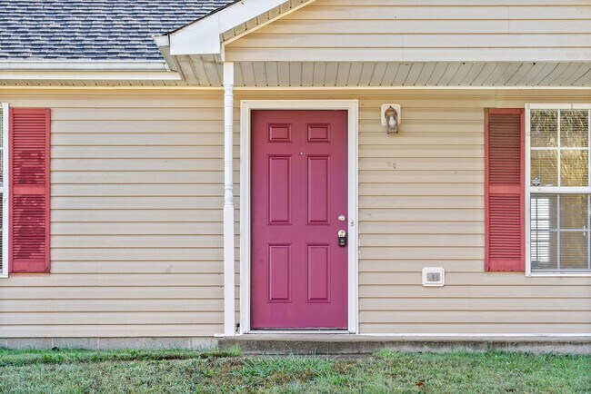 Building Photo - Home For Rent Near Heritage Park!