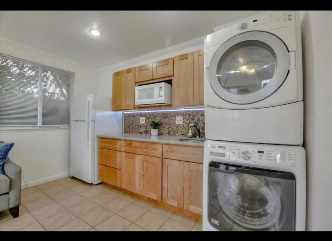 Foto del edificio - 1621 Fairlawn Ave
