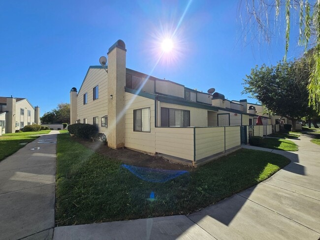 Building Photo - 44500 15th St E