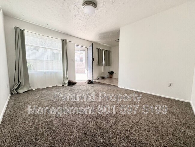 Foto del edificio - 3428 S 300 E