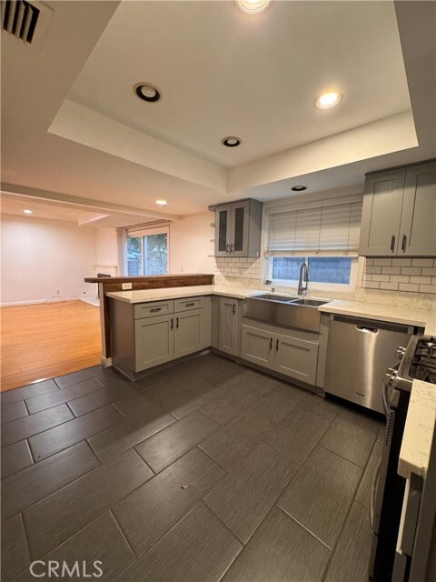 Foto del edificio - 508 S Sefton Ave