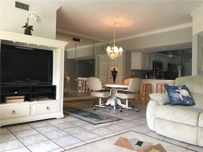 Foto del edificio - 5746 Ashton Lake Dr
