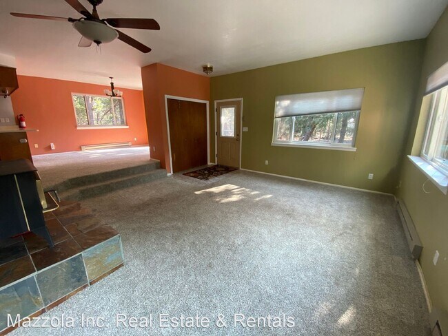 Foto del edificio - 3 br, 2 bath House - 222 Raven Rd