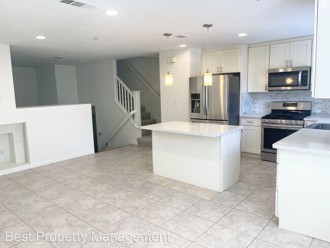 Foto del edificio - 3 br, 2.5 bath House - 4748 Central Parkwa...