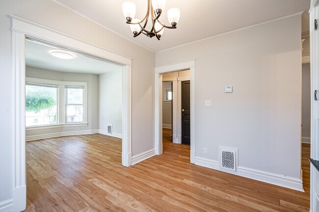 Building Photo - 1578 S 72nd St