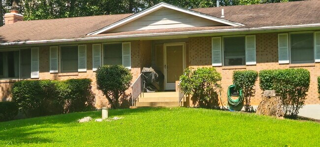 Foto del edificio - 14531 Stephen St