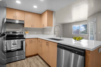 Renovated - Lakeside Village UT