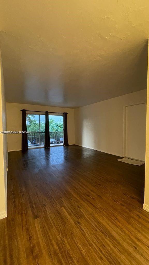Building Photo - 7851 Miller Dr