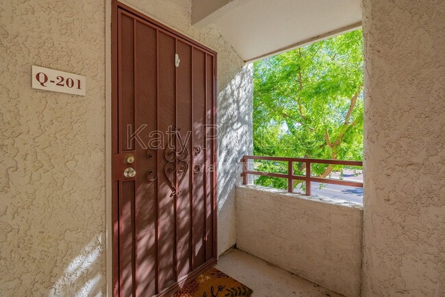 Photo - 7350 N Vía Paseo Del Sur Apartment