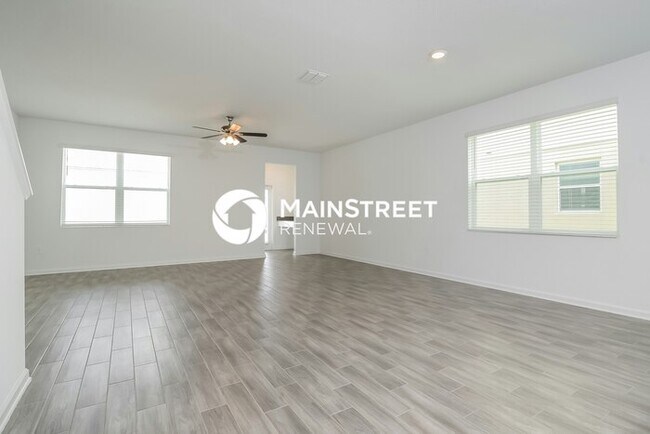 Building Photo - 3 Bedroom Pet-Friendly Home in St. Cloud, FL with Main Street Renewal