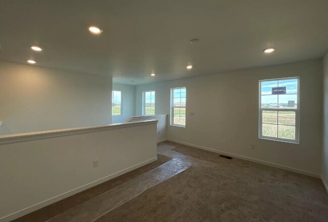 Building Photo - 628 Harperridge Pl