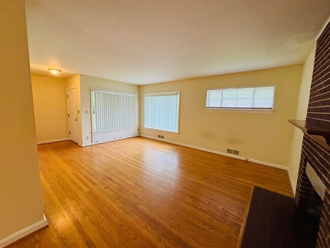 Foto del edificio - 3 Bedroom 1 Bath House