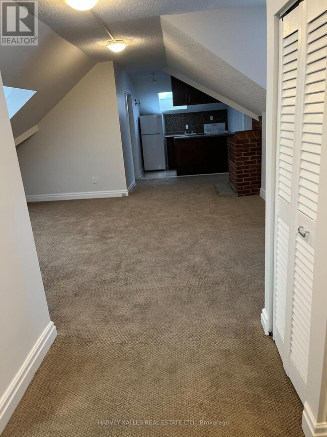 Photo du bâtiment - 440 Avenue Rd