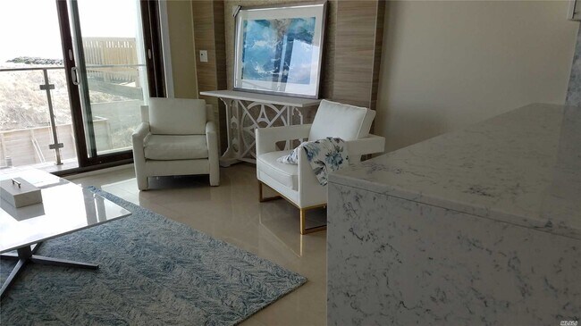 Foto del edificio - 831 Oceanfront