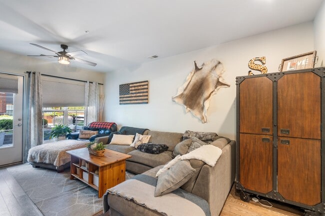 Building Photo - 506 Diamondback Dr