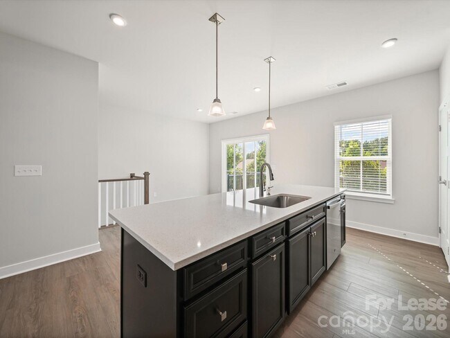 Building Photo - 9922 Oaklawn Blvd NW