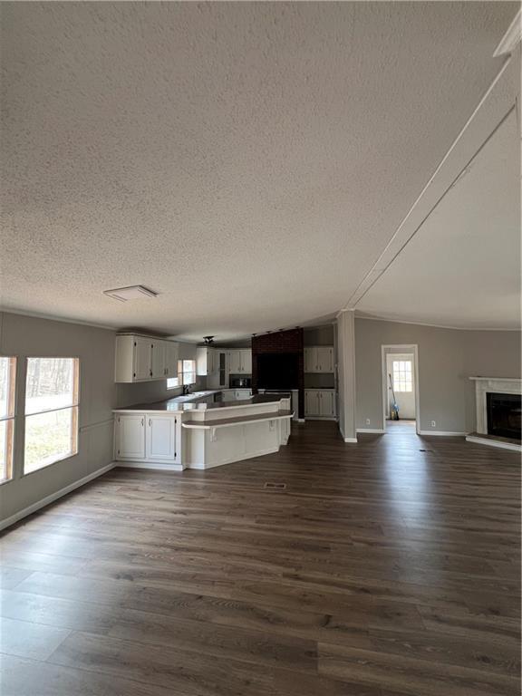 Foto del edificio - 465 Redwood Dr