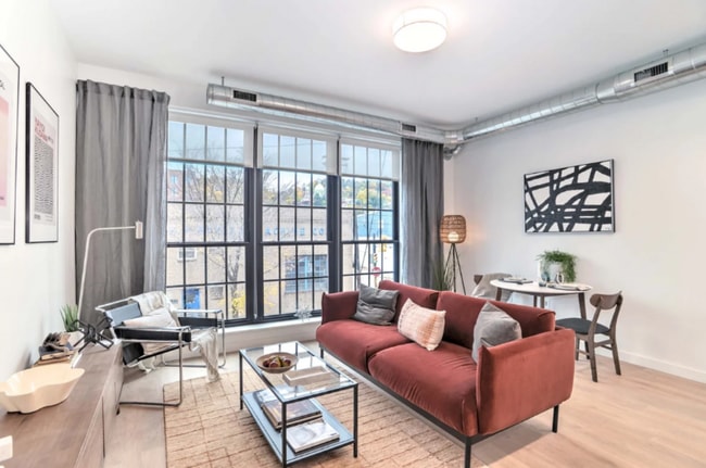 Building Photo - 3205 Penn Ave