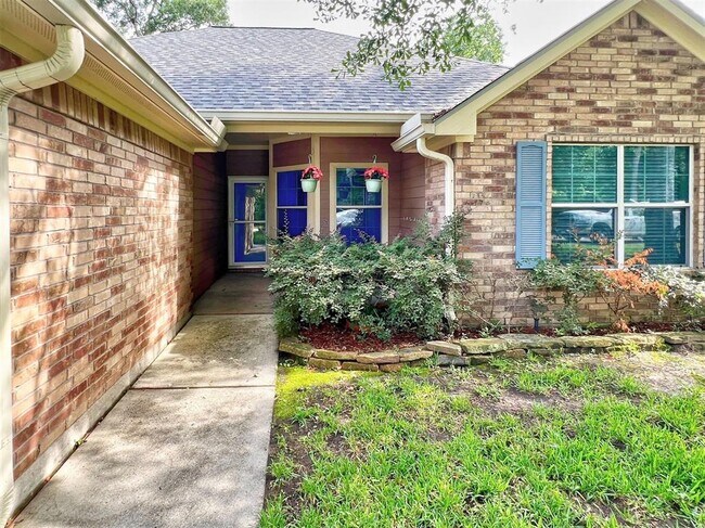 Foto del edificio - 810 Springwood Dr