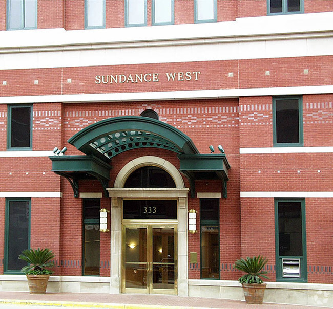 Vista 1 alternativa del edificio - Sundance West - Sundance Square