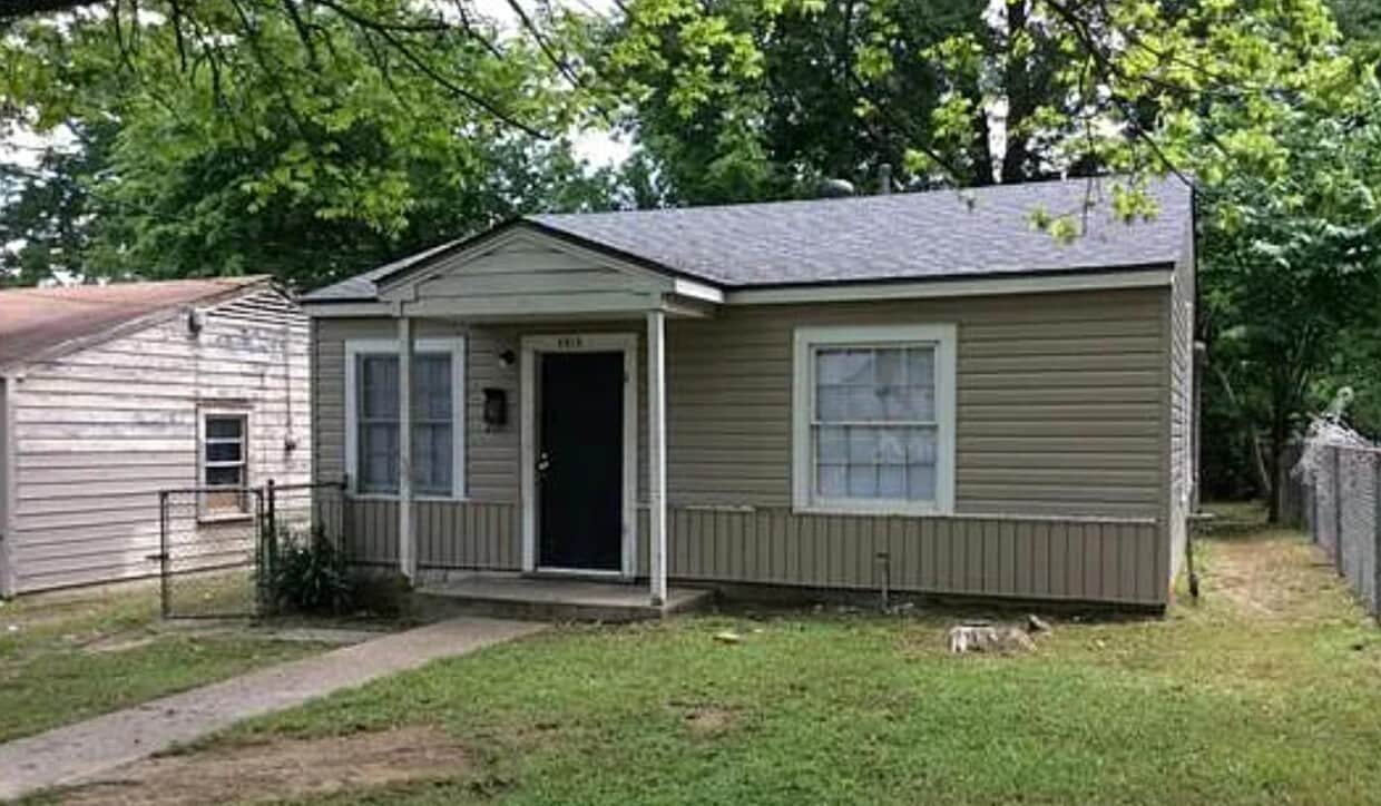 Foto principal - 5915 Henderson Ave