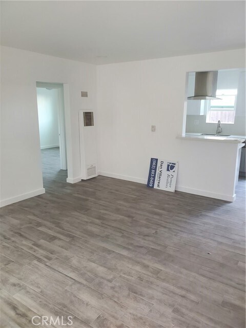 Foto del edificio - 10012 San Antonio Ave