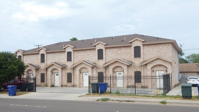 Primary Photo - 2101 E. Kearney