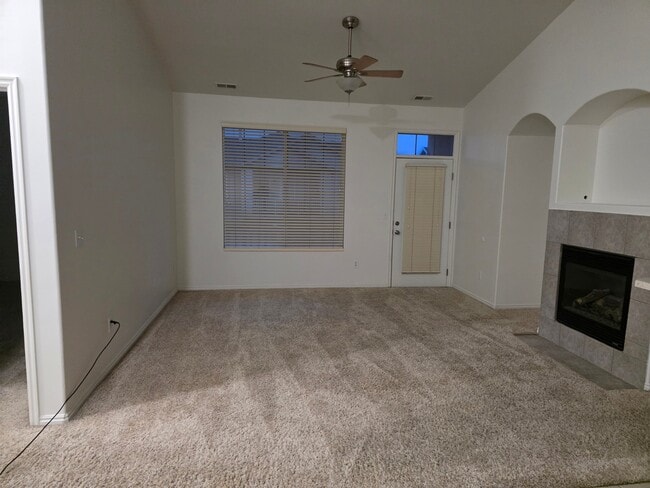 Building Photo - 473 N Kent Ln