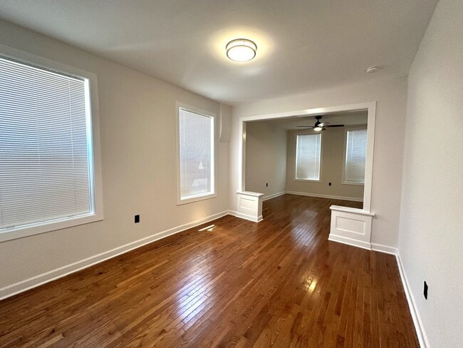 Building Photo - 423 N Lawndale Ave