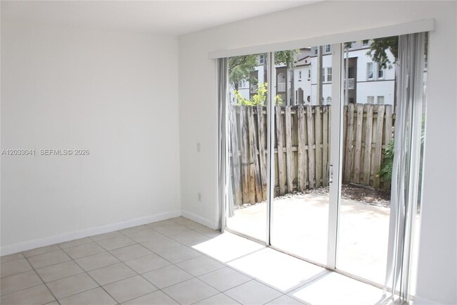 Foto del edificio - 4284 SW 157th Ave