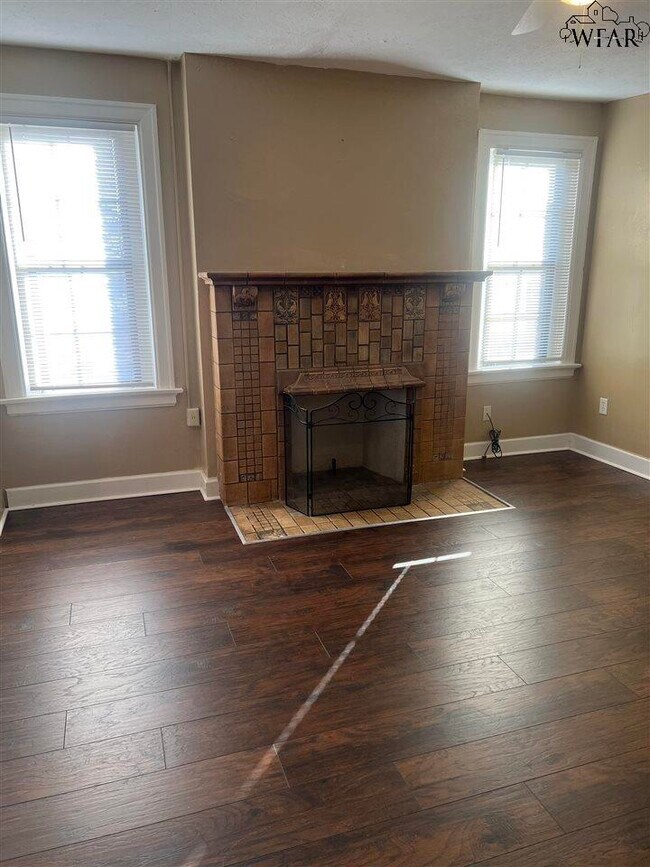 Foto del edificio - 1821 9th St