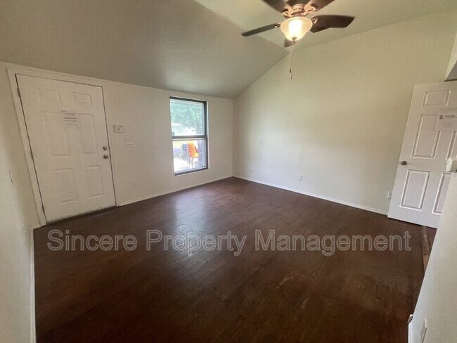 Photo - 5102 N Beaver Ave House