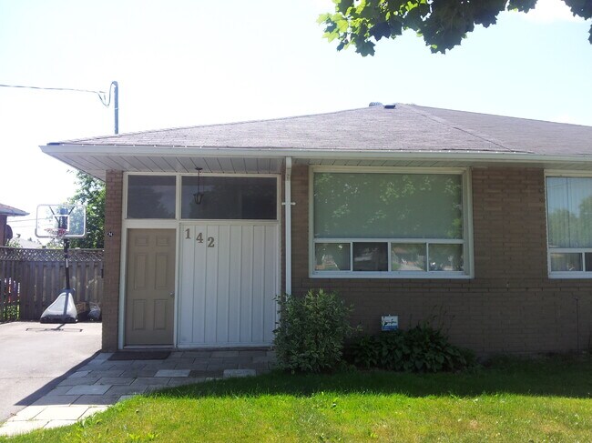 Photo du bâtiment - 142 Maurice Crt