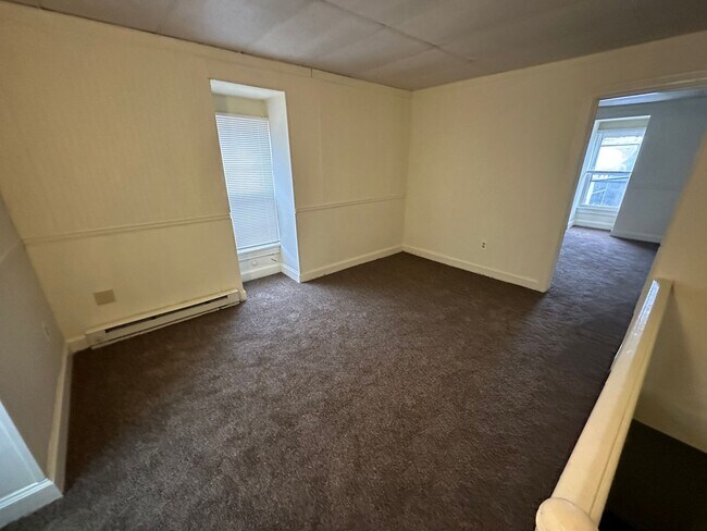 Building Photo - 2514