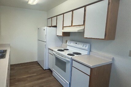 5613 #8 Cocina - Otter Creek Apartments
