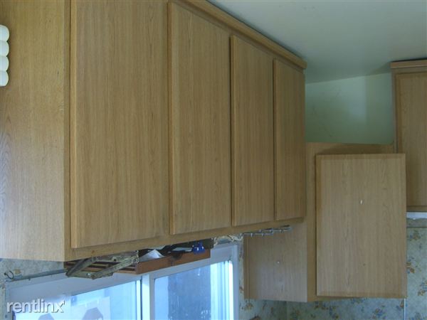 Building Photo - 967 Hilltop Dr
