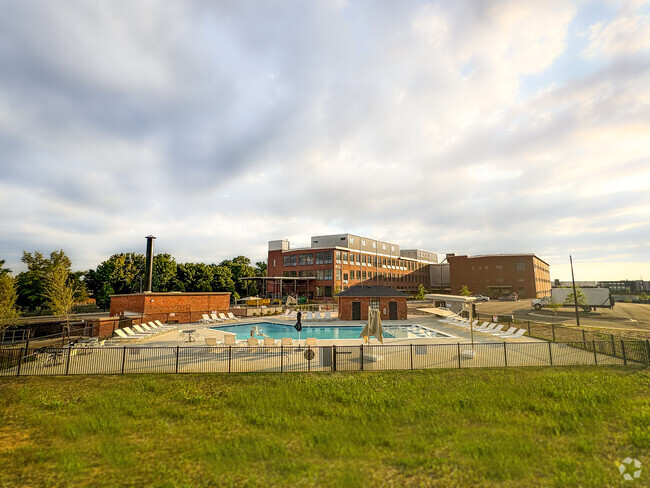 Building Photo - Lofts at Whitaker Park