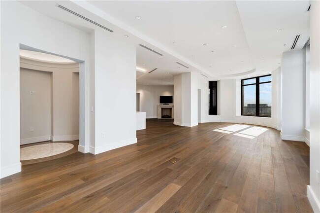 Foto del edificio - 3376 Peachtree Rd NE