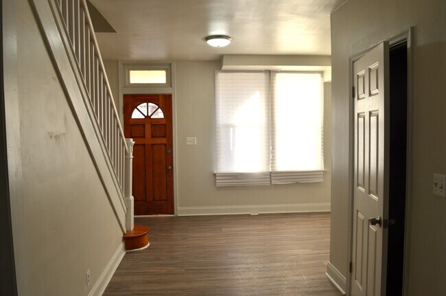 Photo - 2856 Lake Ave House