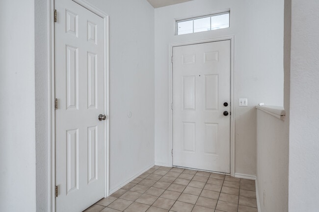 Foto del edificio - 5700 SE 87th St